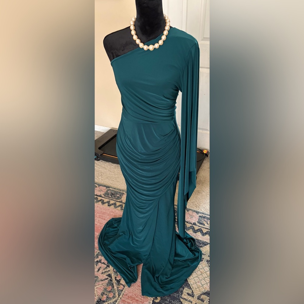 Club L London One-Shoulder Teal Evening Gown
